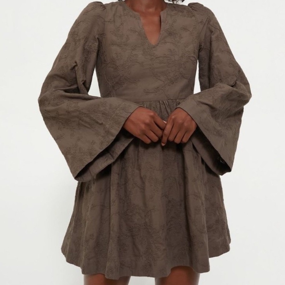 NWT Hyacinth House Brown Textured Becca Bell-Sleeved Mini Dress Size XS